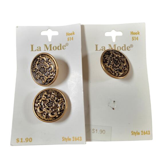 Lot of Vintage Mixed Buttons La Mode, Le Chic, Streamline & More on Cards - Picture 6 of 14